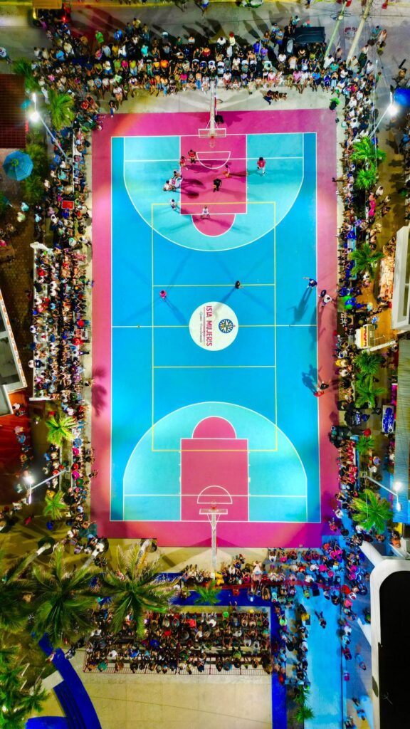 Atenea Gómez Ricalde celebra triunfo de los Caguameros y reafirma impulso al deporte en Isla Mujeres