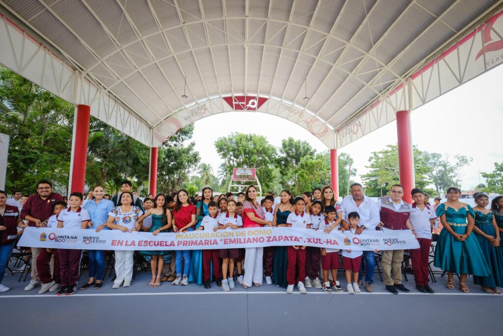 Mara Lezama entrega domo escolar en Xul-Ha tras 63 años de abandono