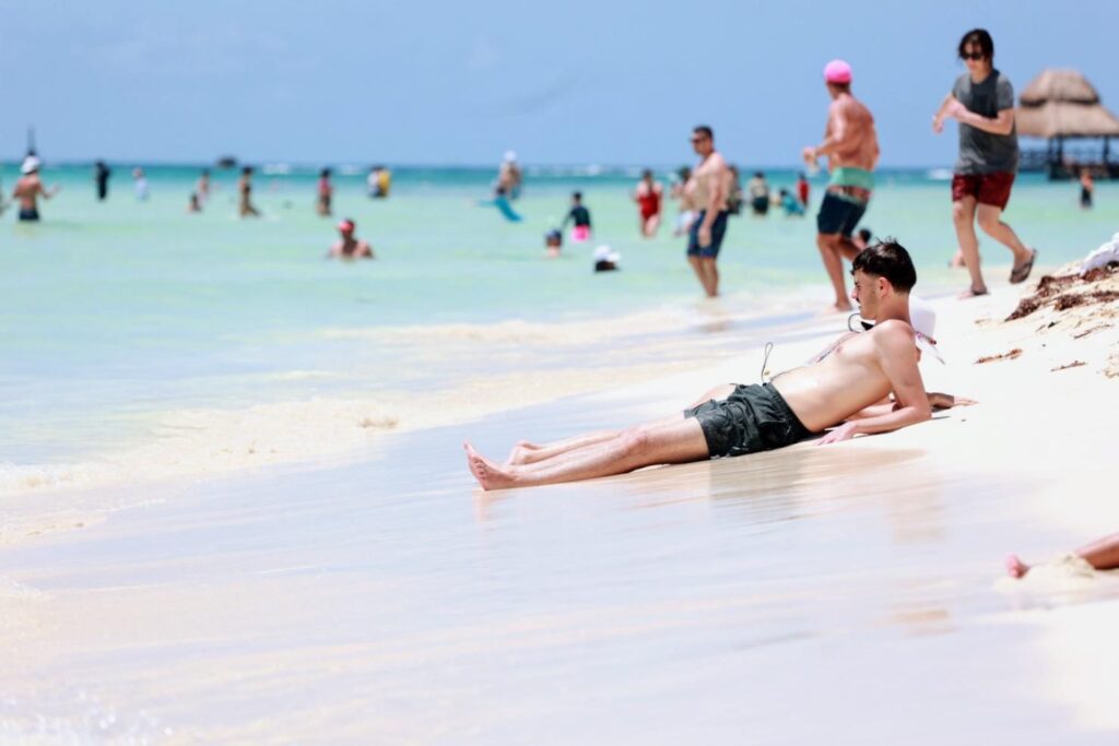 Playas de Isla Mujeres, limpias y libres de sargazo, listas para ser disfrutadas en este verano