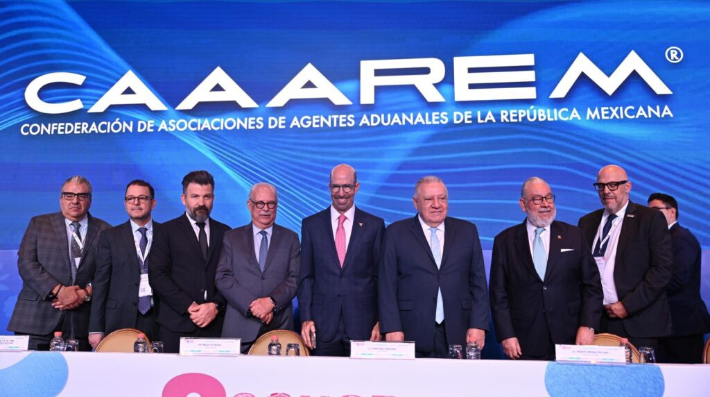 Rafael Marín Mollinedo, Titular de la Agencia Nacional de Aduanas de México, inaugura el 85° Congreso Nacional de Agentes Aduanales de la CAAAREM