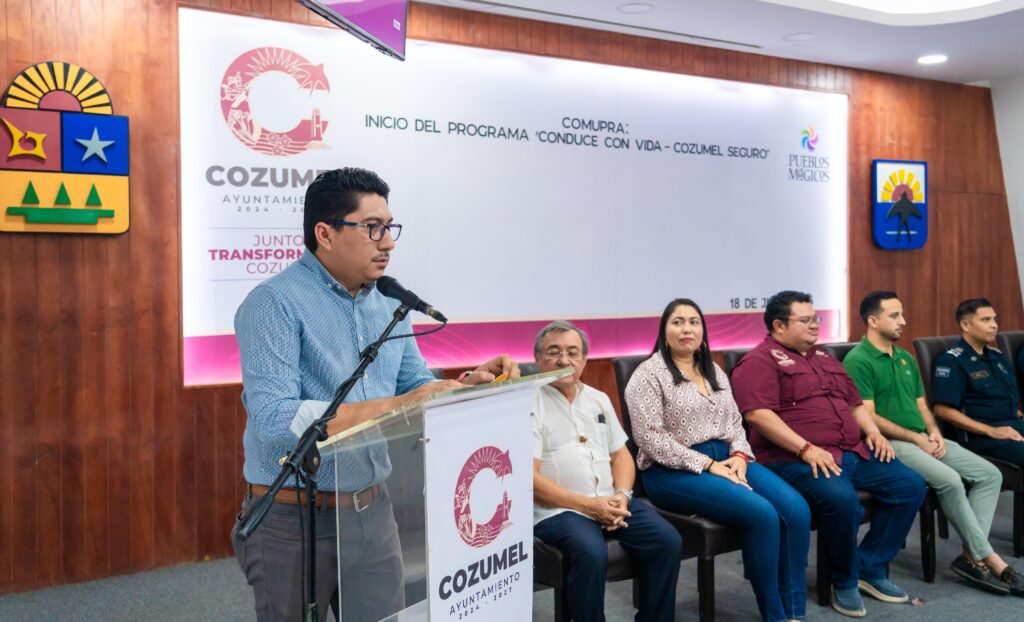 José Luis Chacón, lanza el Programa “Conduce con Vida, Cozumel Seguro” para prevenir accidentes de tránsito