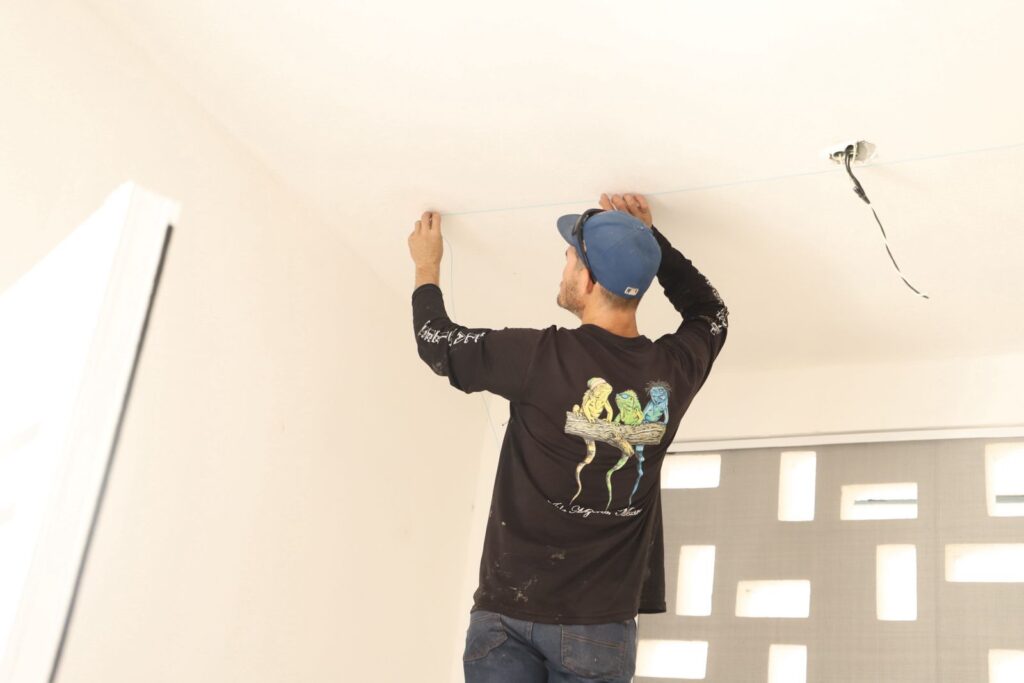 Atenea Gómez Ricalde supervisa los avances del Centro de Bienestar Animal en Isla Mujeres