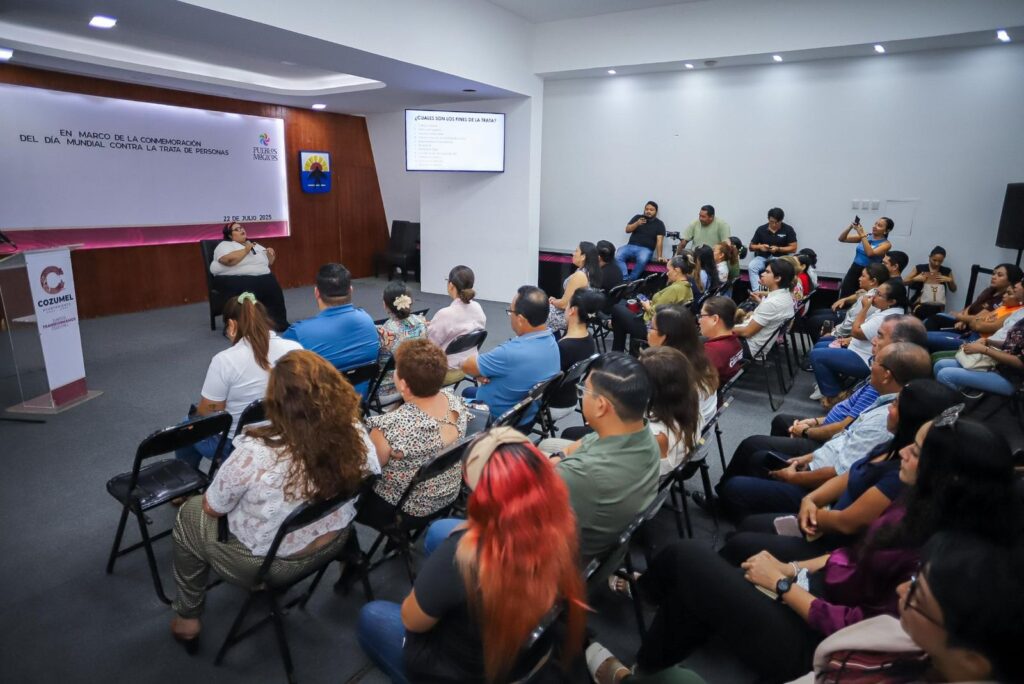 DIF Cozumel conmemora el Día Mundial contra la Trata de Personas con charla informativa y de sensibilización