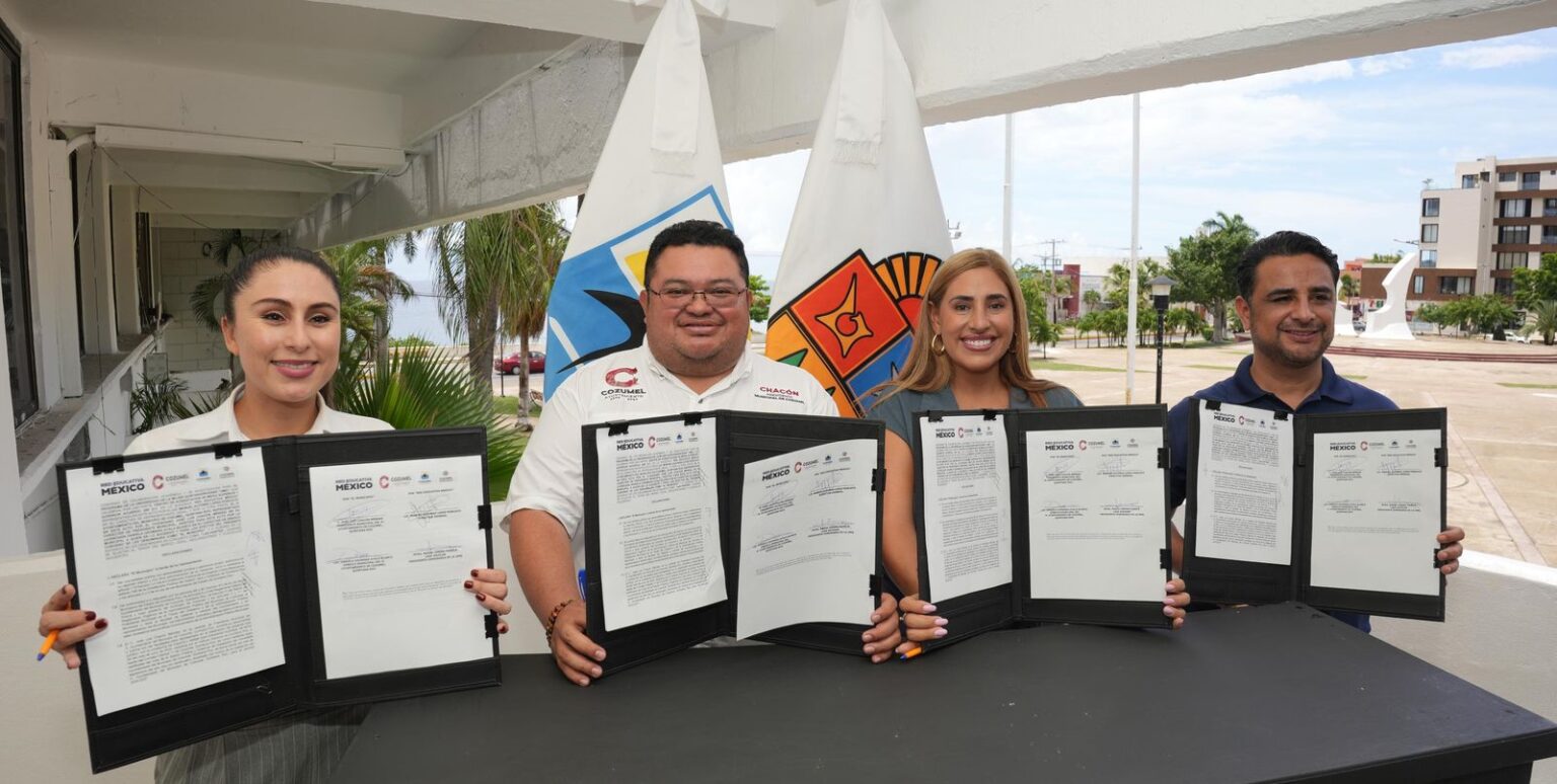Cozumel impulsa la educación con titulación universitaria por experiencia laboral para mujeres y hombres de 25 años en adelante