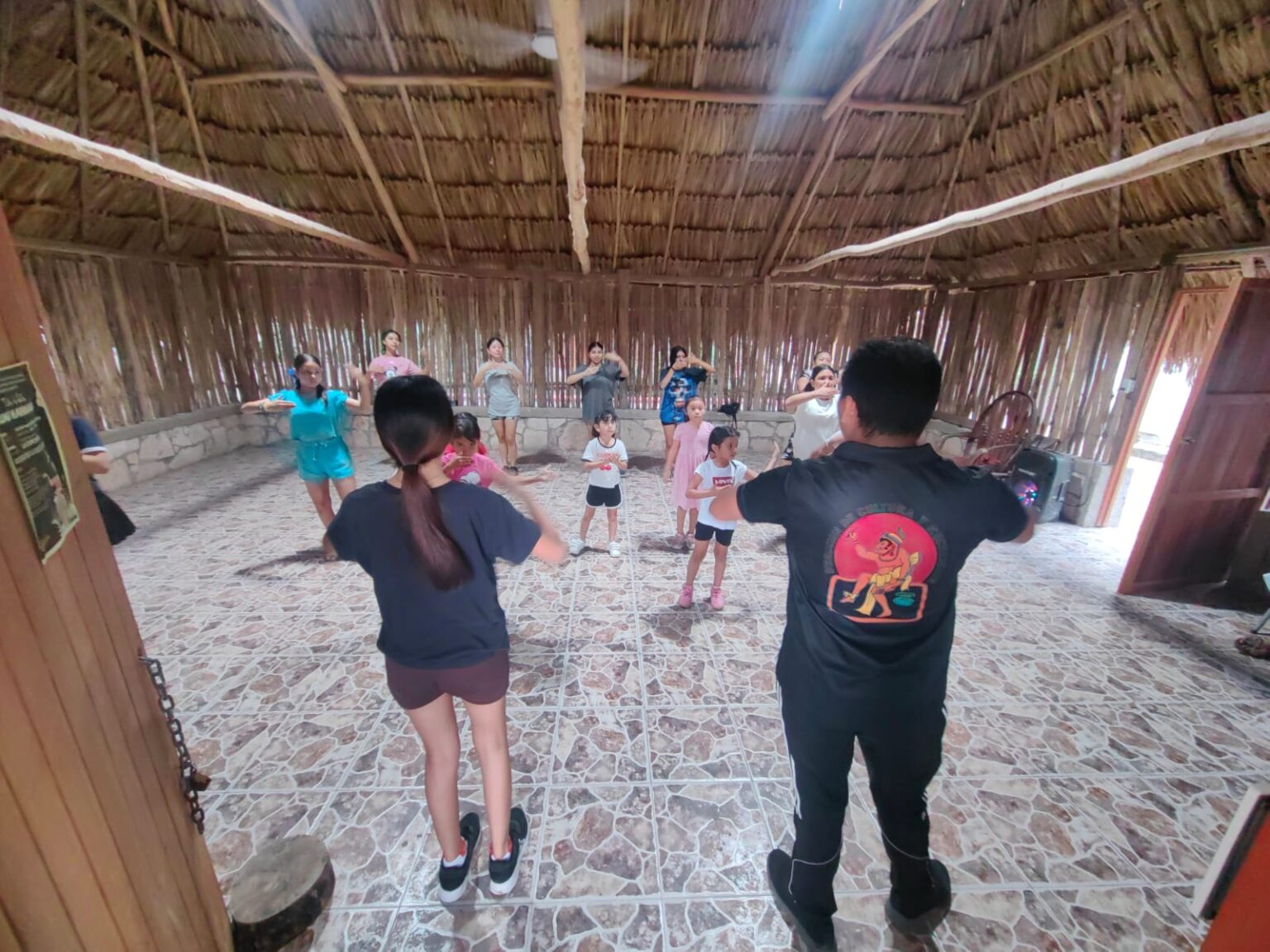 Cursos de verano continúan con éxito en Felipe Carrillo Puerto