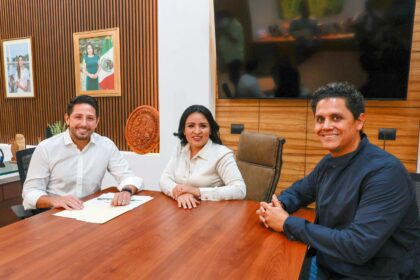 Renán Sánchez Tajonar y la presidenta Blanca Merari refuerzan la unidad verde en favor de Puerto Morelos