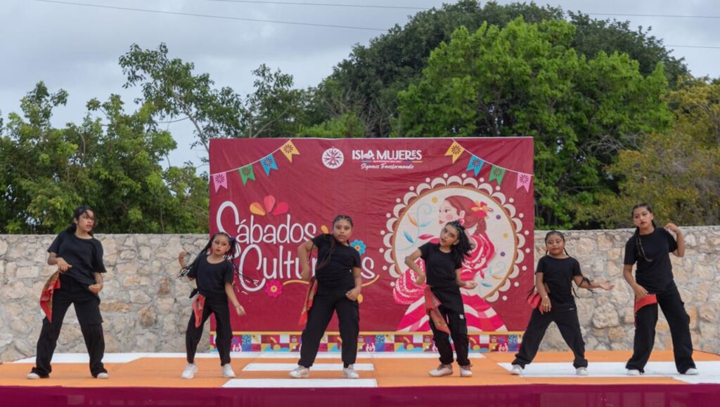 Programa “Sábados Culturales” fortalece el tejido social en la Zona Continental de Isla Mujeres