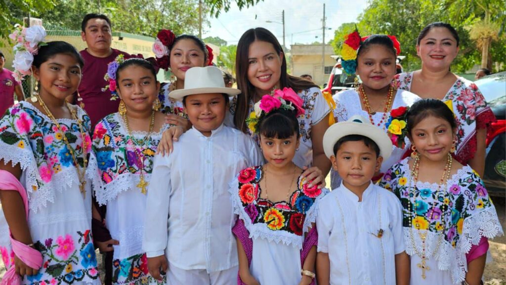 Anahí González fortalece la Revolución del Bienestar en Lázaro Cárdenas