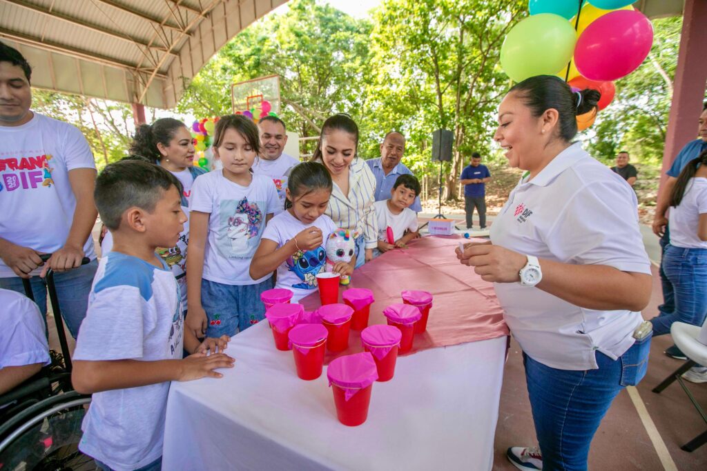 Mary Hernández activa curso de verano DIF 2025