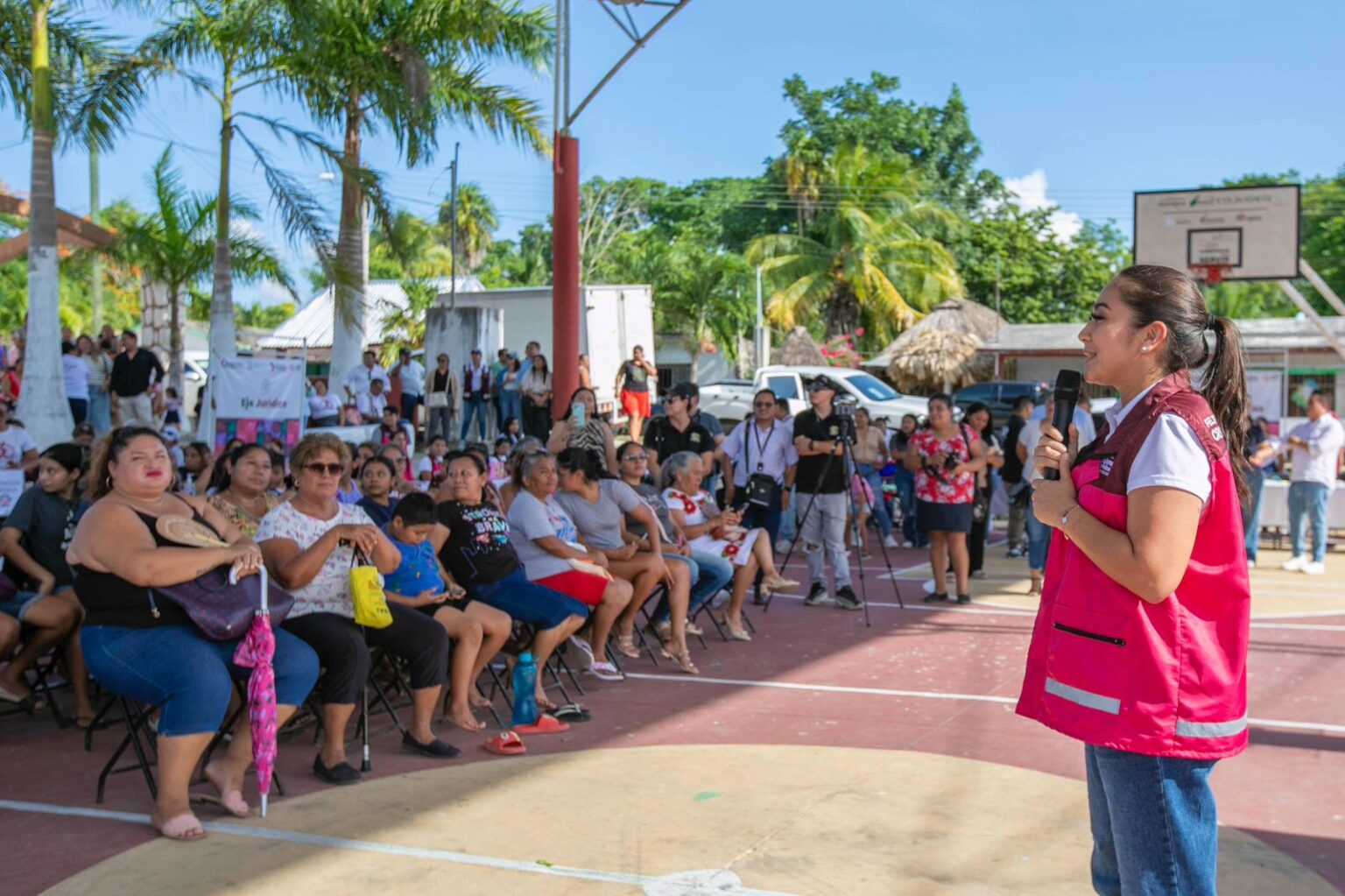 Mary Hernández lleva caravana de “Mujeres Heroicas” a Noh-Bec