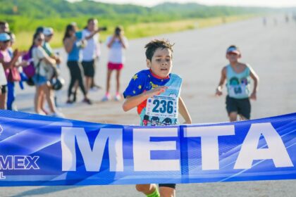 Exitosa Carrera Guarnición Militar y Escuadrón 201 promueve la seguridad, salud y unión familiar en Cozumel