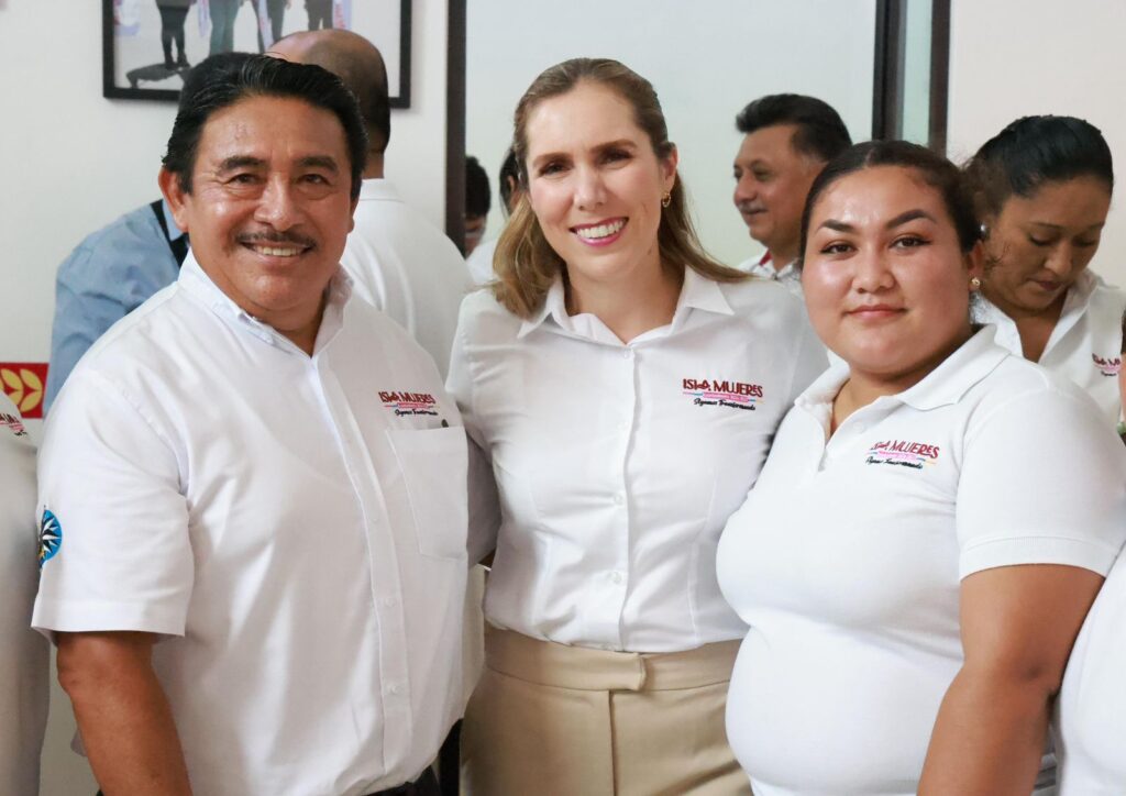 Atenea Gómez Ricalde inaugura oficinas de la Representación de Gobierno en Zona Continental