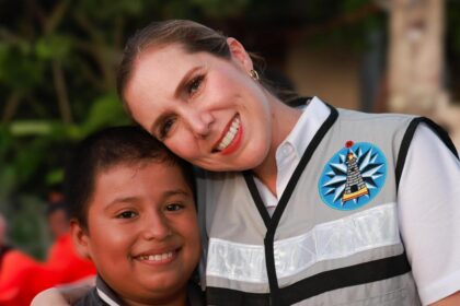 Atenea Gómez Ricalde inicia la obra de la nueva cancha de fútbol 7 en Ciudad Mujeres