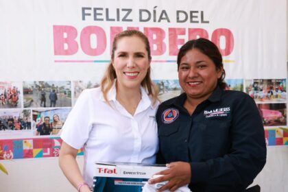 Atenea Gómez Ricalde reconoce invaluable labor del personal del H. Cuerpo de Bomberos