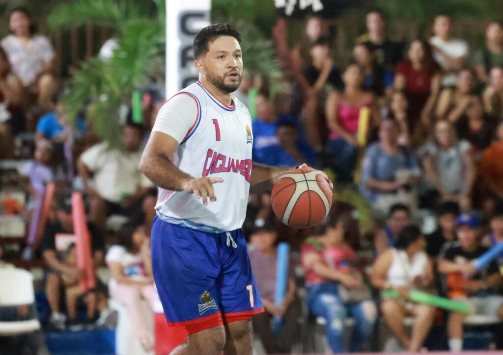 Isla Mujeres celebra el triunfo de los Caguameros en semifinales de la Liga Maya de Básquetbol