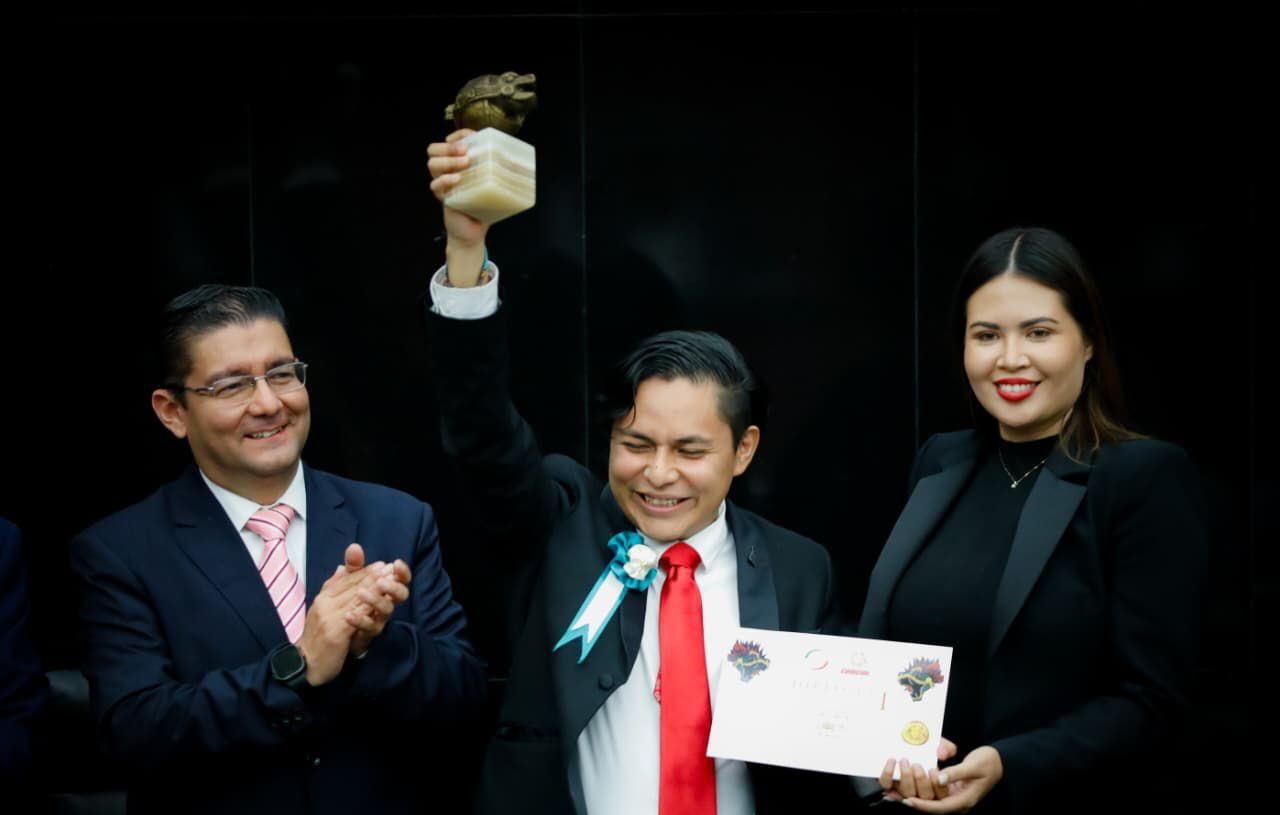 Anahí González y COINCIDE A.C. encabezan la 4ta. edición del Certamen Internacional de Oratoria "Voces Coincidentes"