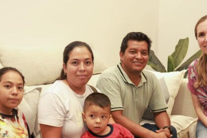 Atenea Gómez Ricalde continúa cerca del pueblo isleño a través del programa Miércoles con la Gente