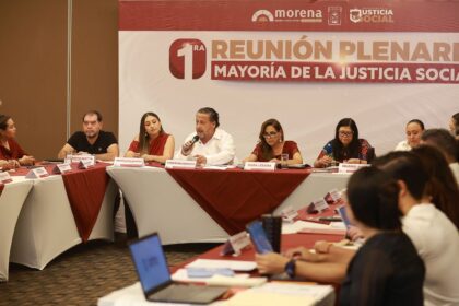 JORGE SANÉN ENCABEZÓ PRIMERA PLENARIA DEL GRUPO LEGISLATIVO DE MORENA EN QUINTANA ROO
