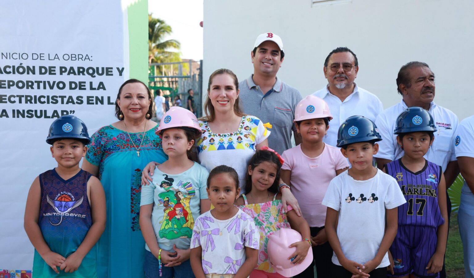 Atenea Gómez Ricalde continúa acercando el Gobierno a las familias isleñas con el programa “Miércoles con la Gente”