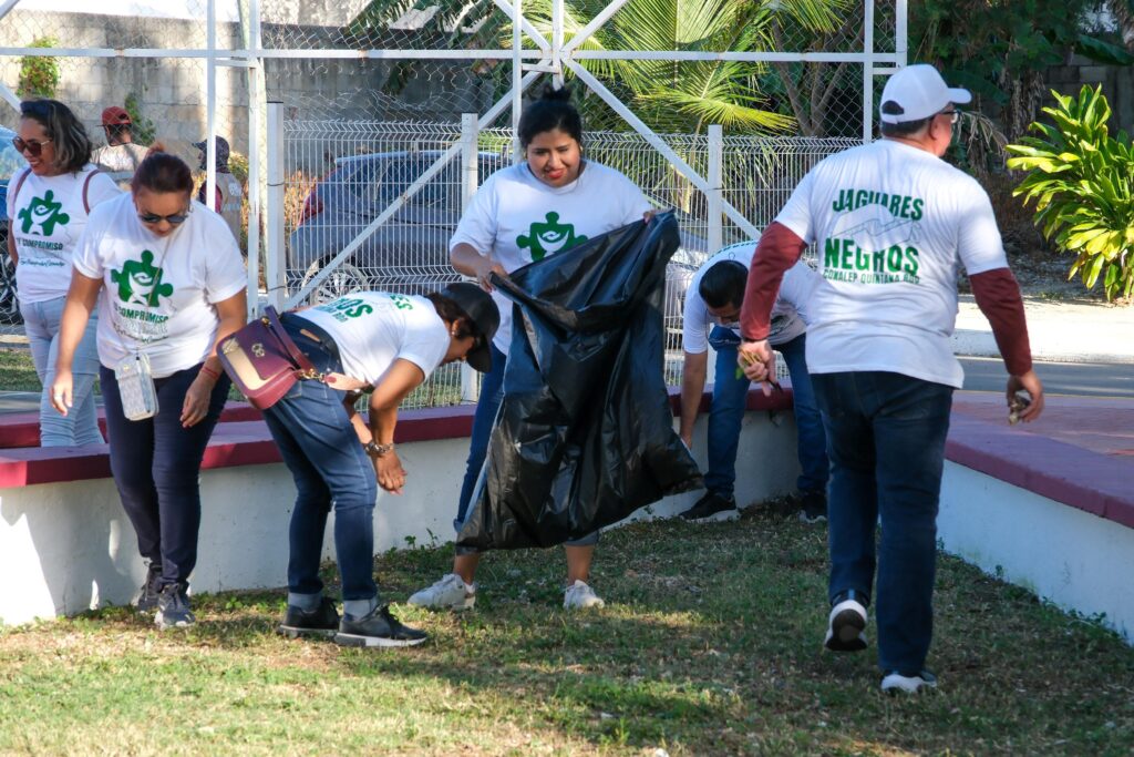 Impulsa Mara Lezama rescate del parque de la Colonia Lagunitas con el programa “Que brille Chetumal”