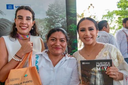 Mary Hernández atestigua la presentación del catálogo de experiencias turísticas MUNDO MAYA - MÉXICO