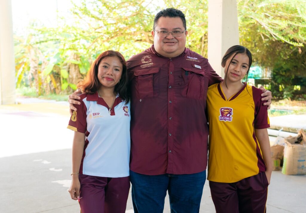 Con inversión histórica, Chacón cumple con instalación de aires acondicionados en todas las secundarias y preparatorias