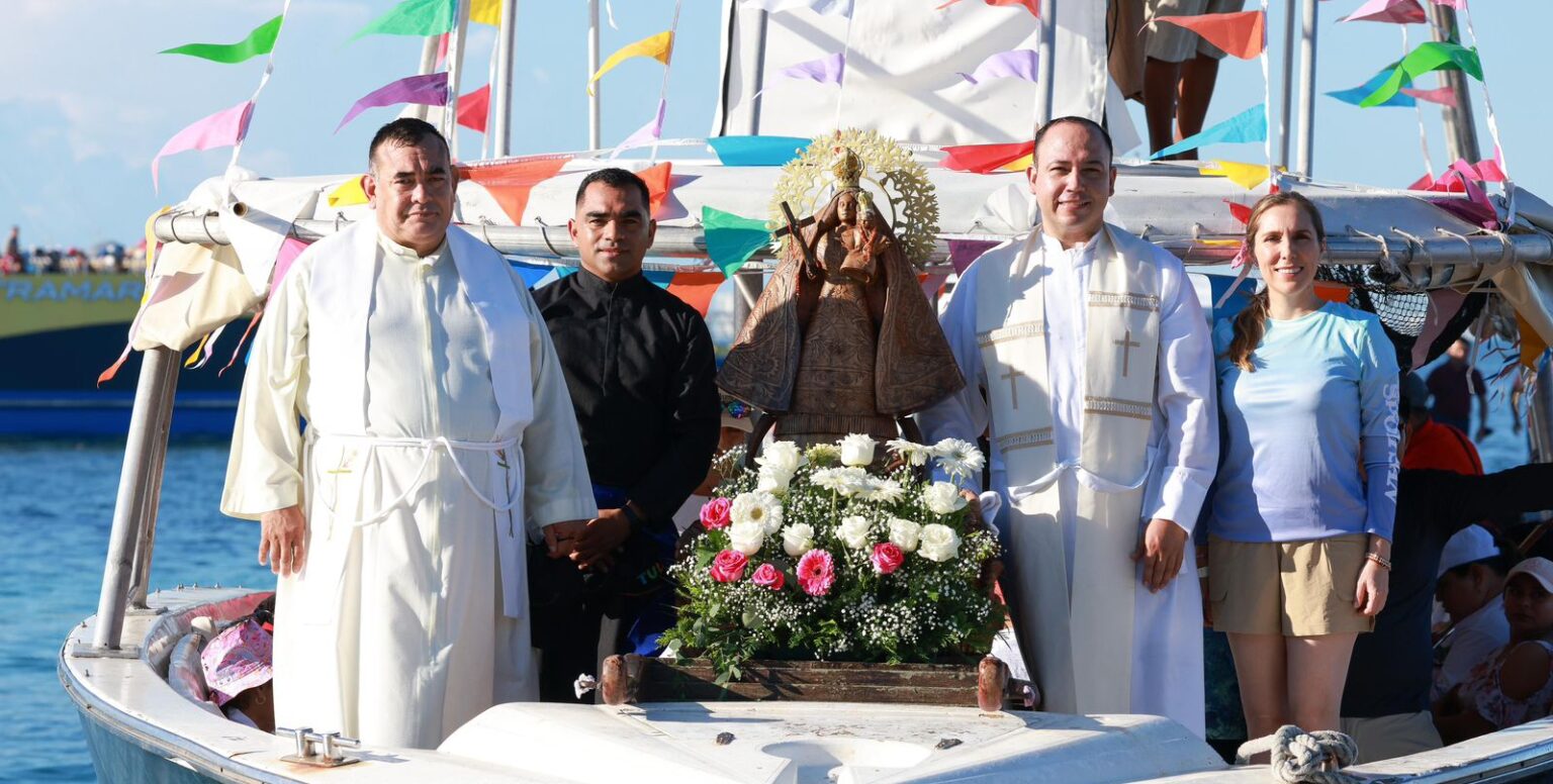 Isla Mujeres celebra la XXVI Procesión Marítima hacia la Isla de Contoy en honor a la Virgen de la Caridad del Cobre