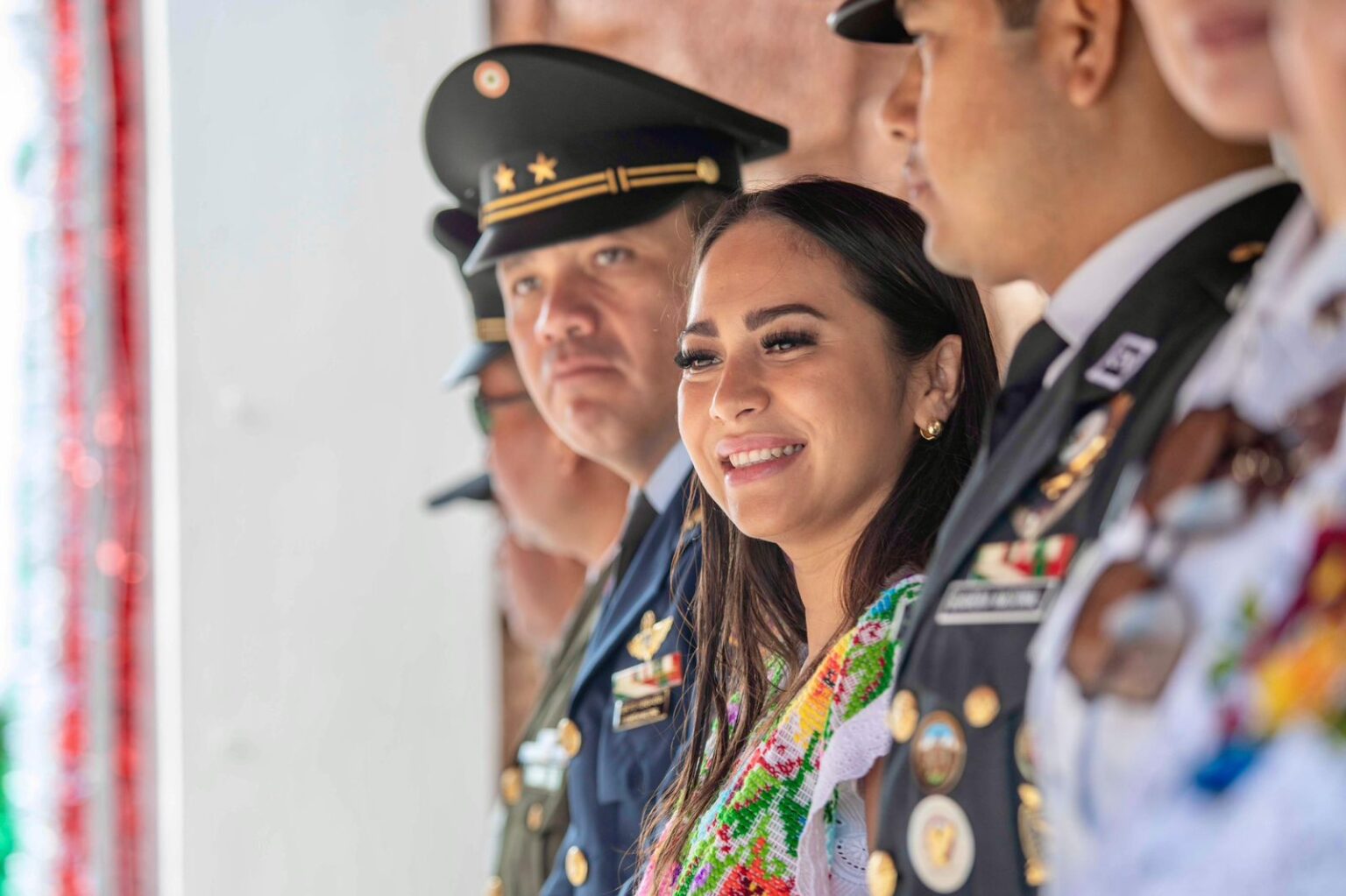 Con fervor patrio: Más de 3,500 desfilan en Felipe Carrillo Puerto