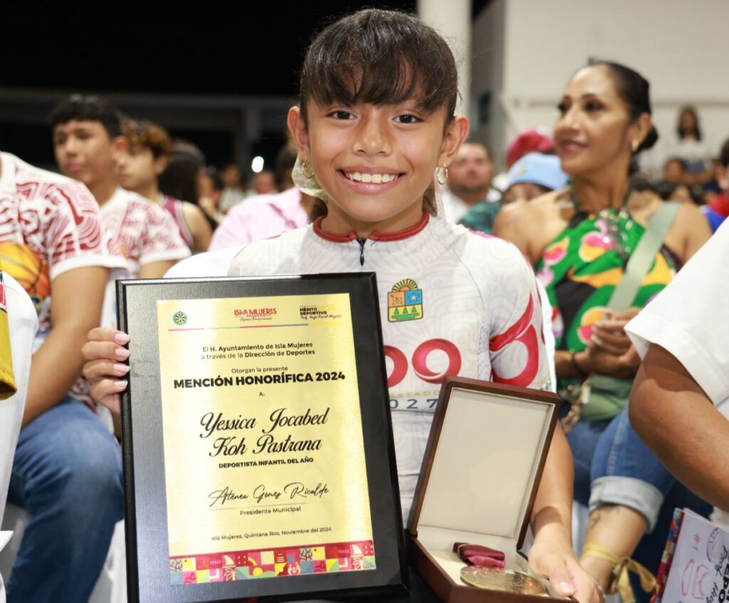 Gobierno de Isla Mujeres abre convocatoria para el Premio Municipal al Mérito Deportivo “Profesor Hugo Ravell Magaña”