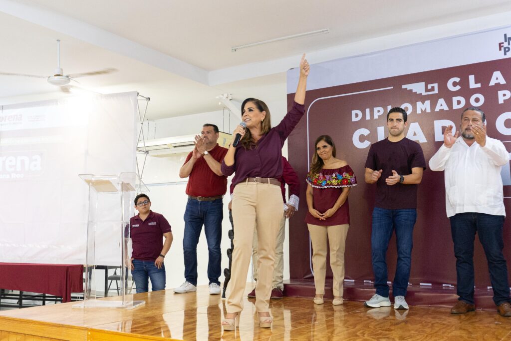 Concluye con éxito el primer Diplomado de Formación de Cuadros Políticos de Morena en México desde Quintana Roo