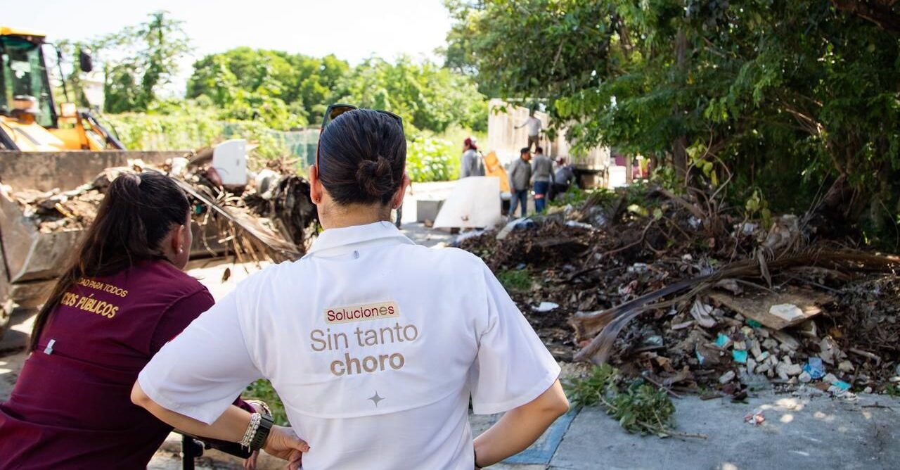 Estefanía Mercado responde con soluciones de descacharrización y desazolve de pozos en la colonia Ejido