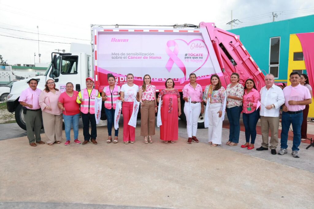 Ciudad Mujeres se ilumina de rosa en apoyo a la prevención del cáncer de mama