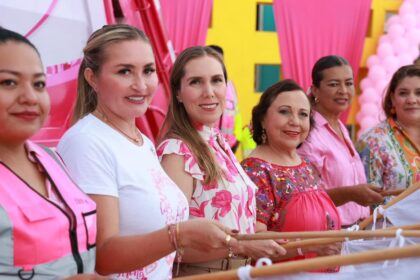 Ciudad Mujeres se ilumina de rosa en apoyo a la prevención del cáncer de mama