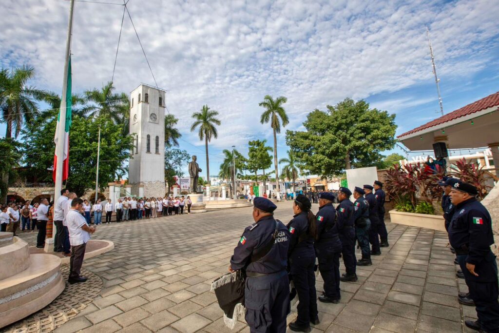 Conmemoran 57 aniversario luctuoso en memoria de los caídos en Tlatelolco