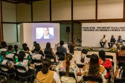 Ayuntamiento conmemora aniversario luctuoso de matanza de Tlatelolco