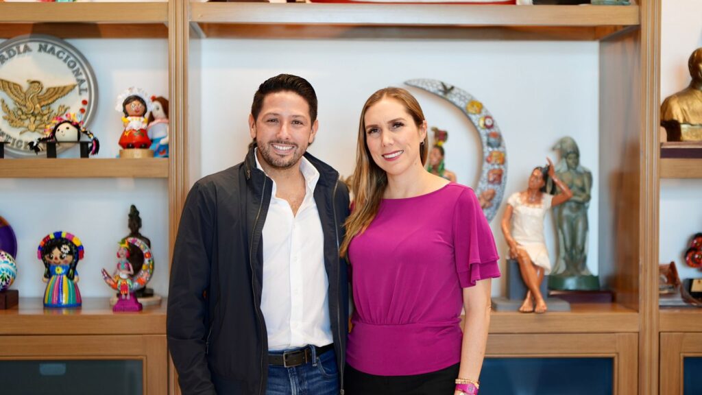 Renán Sánchez Tajonar se reúne con Atenea Gómez Ricalde para fortalecer la colaboración institucional