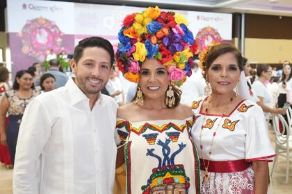 Renán Sánchez Tajonar destaca la unidad y solidaridad de Quintana Roo durante el Desayuno a la Quintanarroense 2025