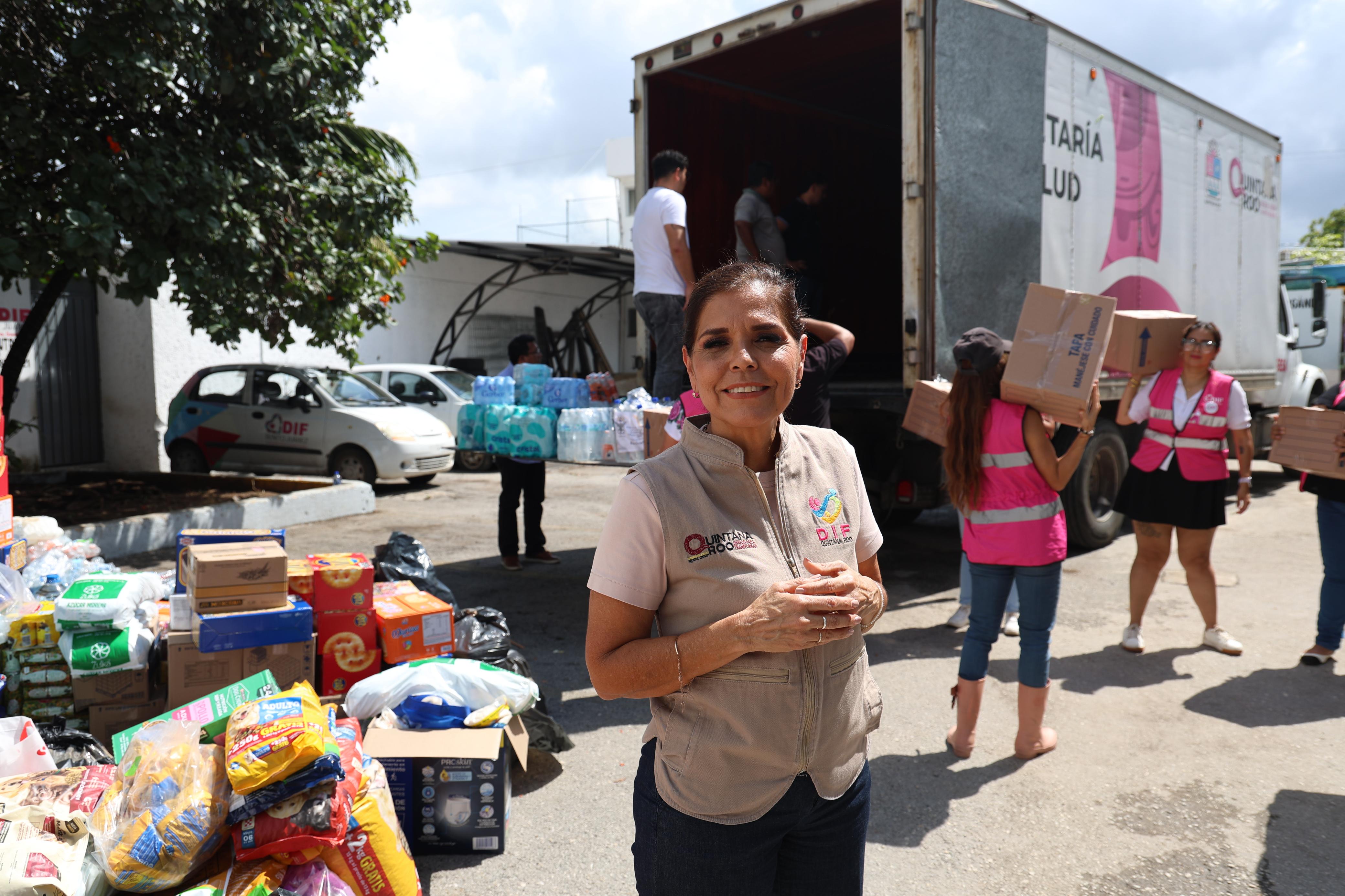 Movilizan Mara y Vero Lezama junto con el Sistema DIF Quintana Roo, el envío de apoyo inmediato a estados afectados por lluvias