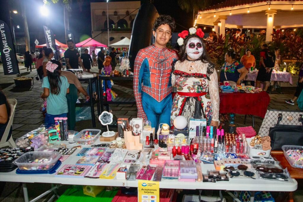 Exitoso emprendimiento del mercado violeta en Felipe Carrillo Puerto