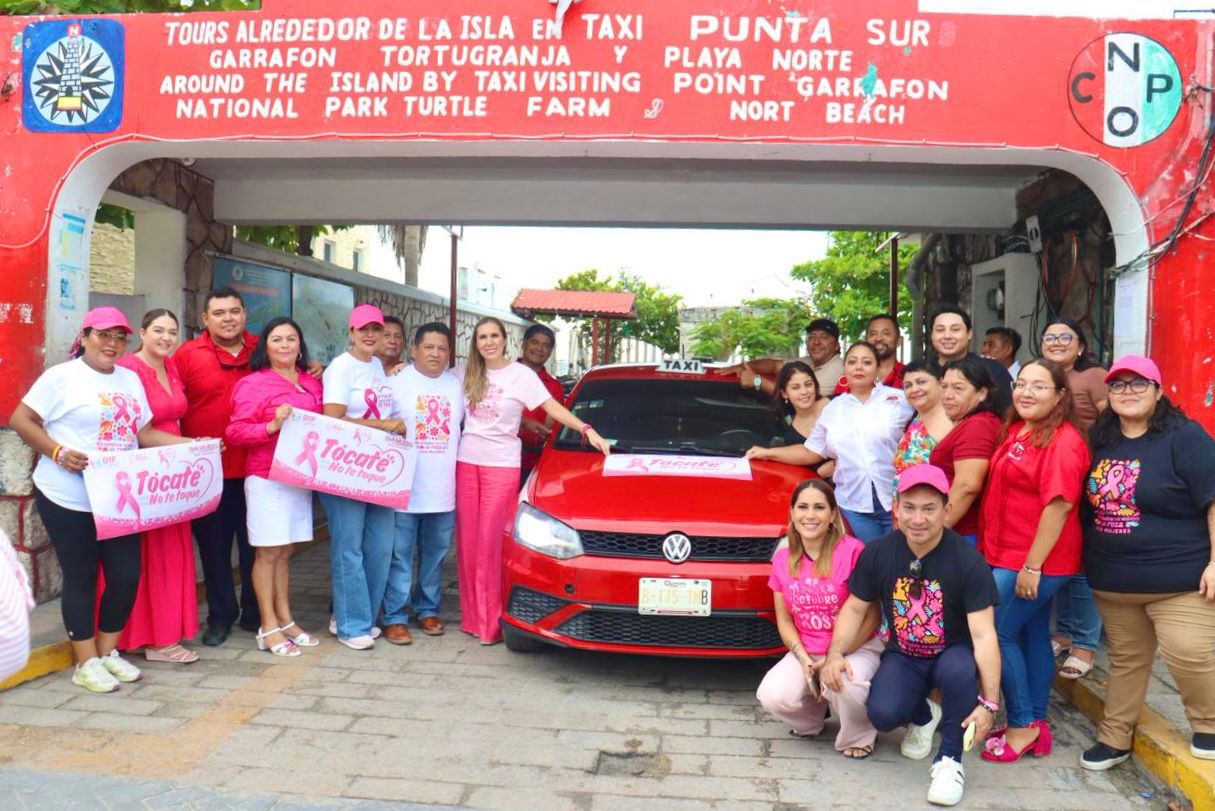 Gobierno de Isla Mujeres refuerza acciones de sensibilización contra el cáncer de mama con el Pegatón Rosa
