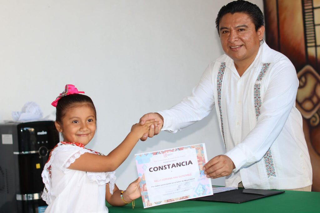 Infantes confluyen exitosamente el taller interactivo de maya infantil 2025