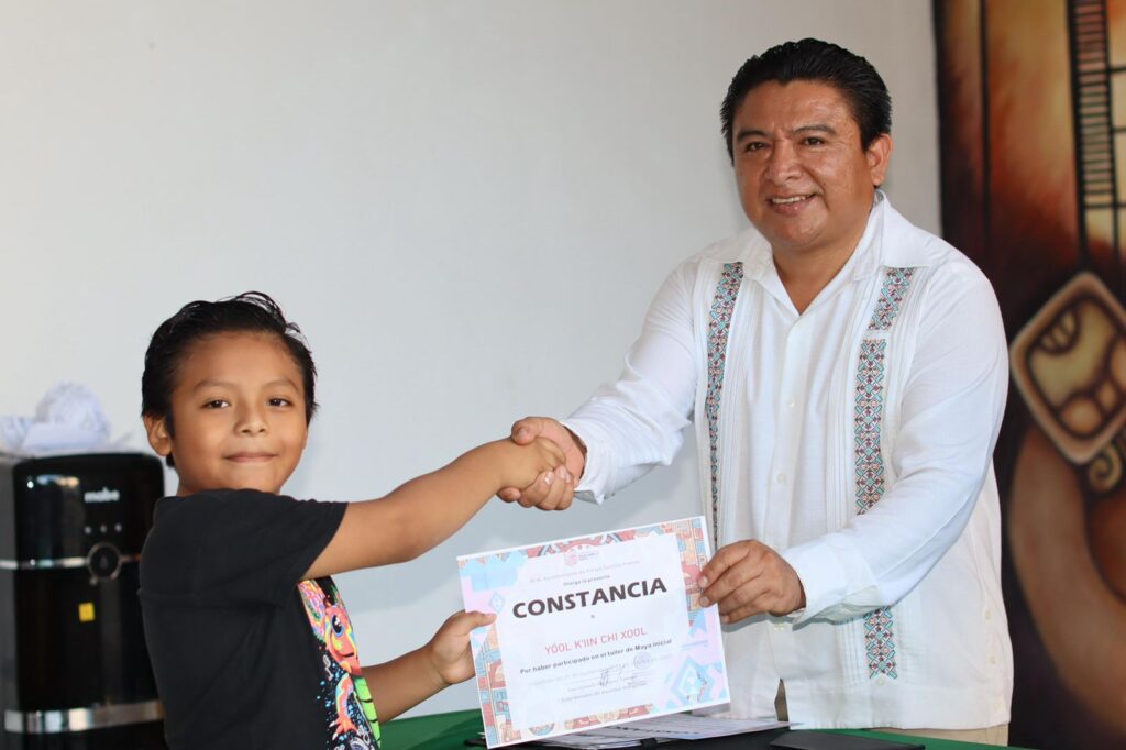 Infantes confluyen exitosamente el taller interactivo de maya infantil 2025