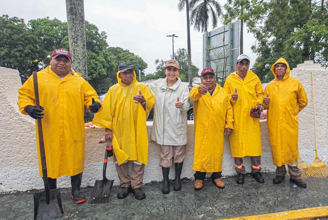 Mary Hernández encabeza acciones preventivas ante el paso de la onda tropical en la Península