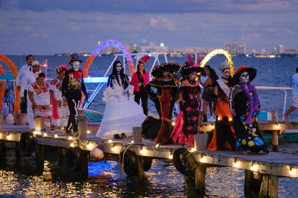 Mara Lezama celebra con el pueblo de Puerto Juárez el Janal Pixan 2025, una ofrenda viva a nuestras raíces mayas