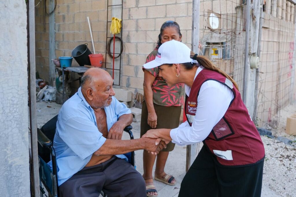 Mara Lezama y Ana Paty Peralta iniciaron una obra municipal de drenaje sanitario y agua potable en Los Pinos