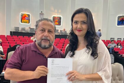 Jorge Sanén combate el exceso de burocracia desde el Congreso de Quintana Roo
