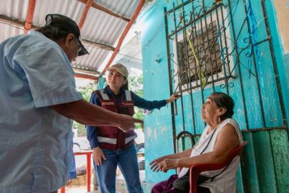 Mary Hernández supervisa arranque de pavimentación de calles en Felipe Carrillo Puerto