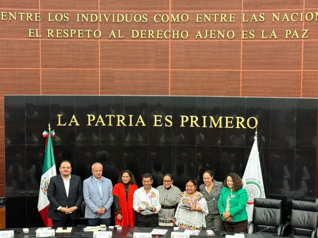 Victoria Gómez acompaña a cooperativas de Felipe Carrillo Puerto en la Premiación al Mérito Cooperativo 2025