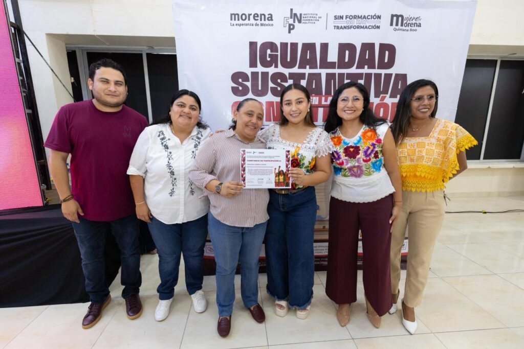 Lleno total en la formación política para mujeres encabezada por Johana Acosta