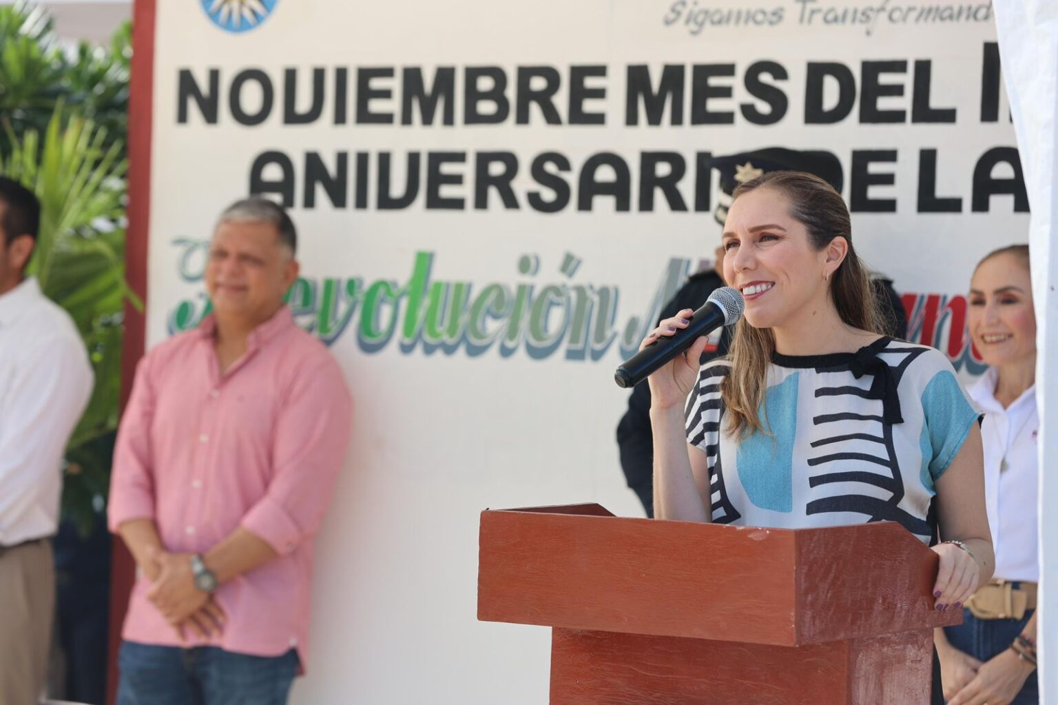 Gobierno Municipal fortalece los valores cívicos y el respeto a los símbolos patrios en Isla Mujeres